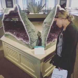 Meet your Posher, Véronic